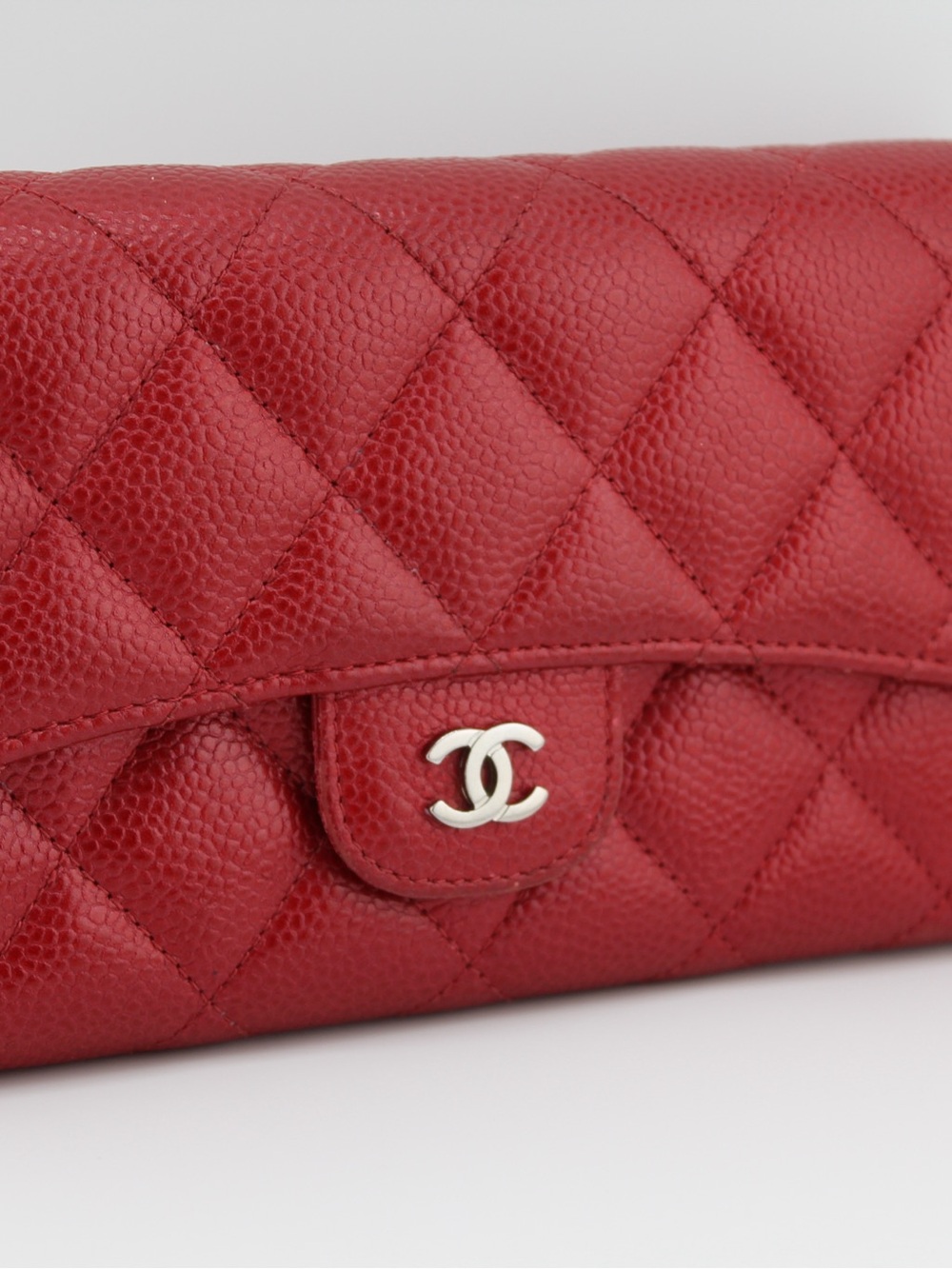 CHANEL Quilted Caviar Leather Flap Wallet - Red